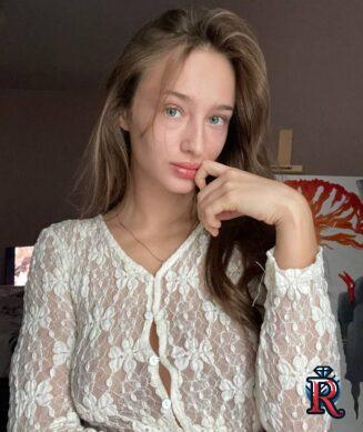 photo_5298531175905749948_y