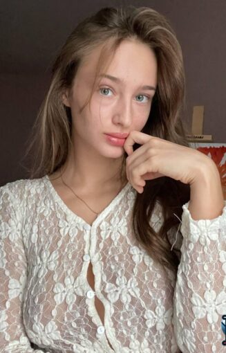 photo_5298531175905749948_y