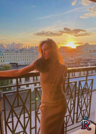 photo_5298531175905749954_y