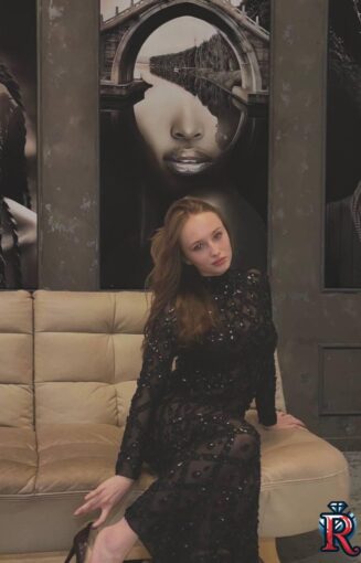 photo_5298531175905749957_y