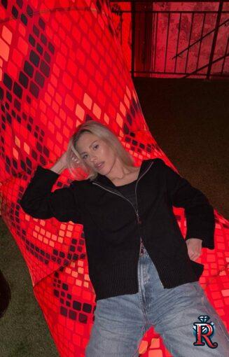 6075898b-4a1a-44d5-9597-6a3ab0c6a131