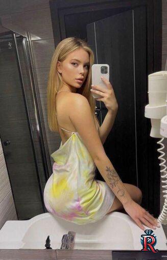 8893c4c0-d95f-43d4-b0da-f62a54601cd2 8893c4c0-d95f-43d4-b0da-f62a54601cd2