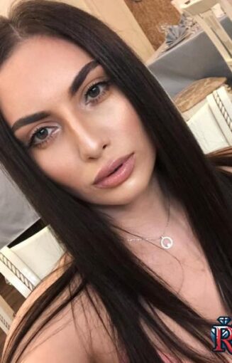 brunette-marylebone-outcalls-only-sorina-r47483538-0001