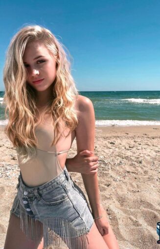 c7bc8764-c7da-4104-966b-c4c6445187f7