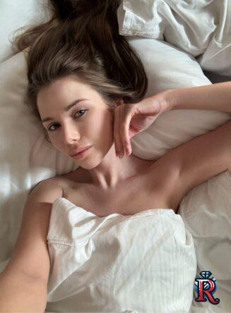 ea7d3818-9c74-4577-94e2-773029e84736