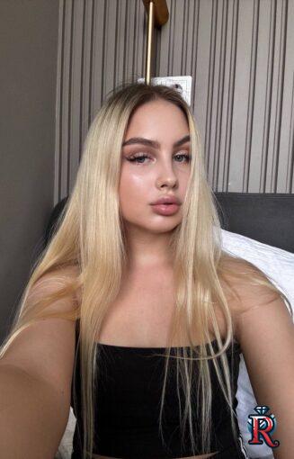 photo_5203909614695996789_y