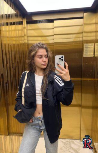 photo_5217500068041585196_y