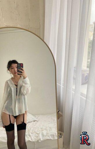 photo_5228874305377527049_y