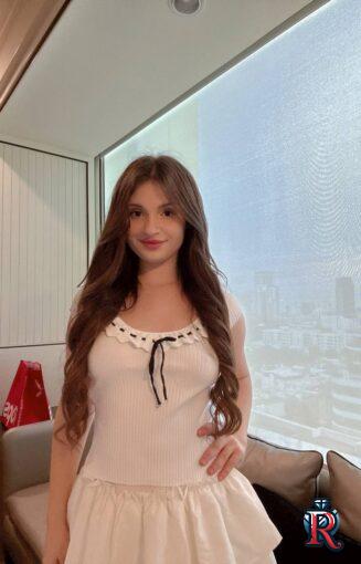 photo_5233680983670853127_y