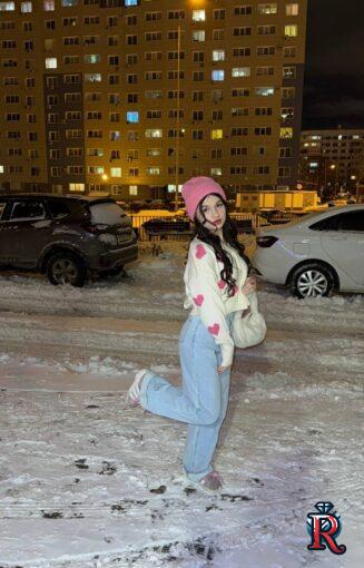 photo_5233680983670853180_y