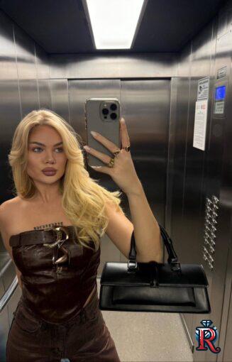 photo_5238244760081259611_y