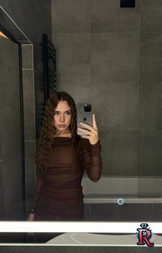 photo_5242619768387797028_w