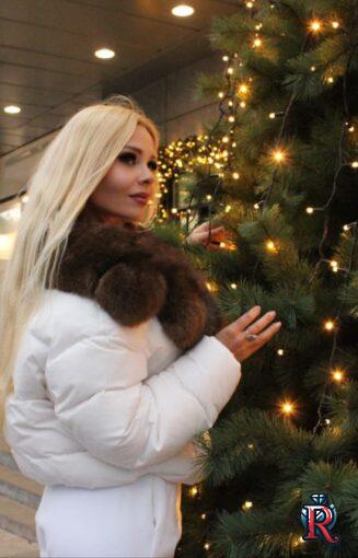 photo_5244535461240762232_y