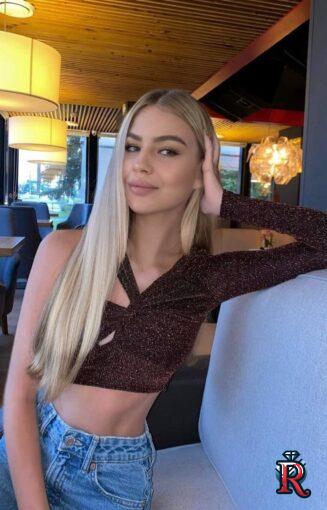 photo_5260534742699336830_y