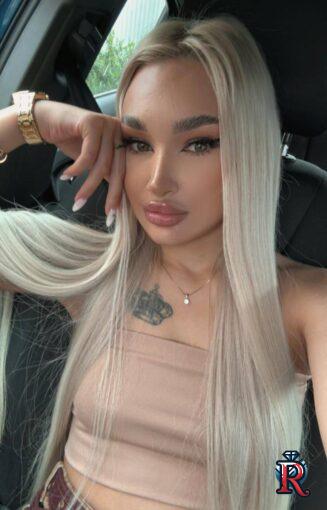 photo_5260588047538452484_y