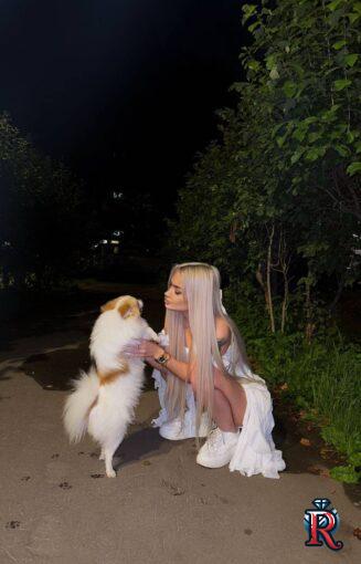 photo_5260588047538452486_y