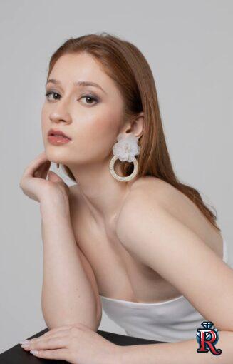 photo_5267089094721265990_y