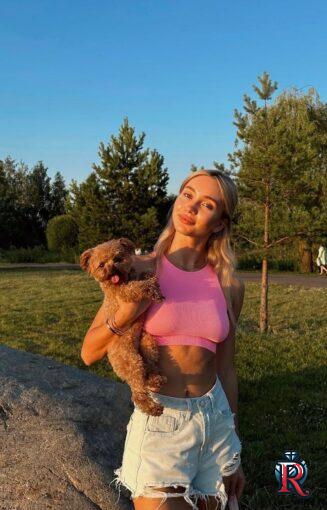 photo_5267187200364249135_y