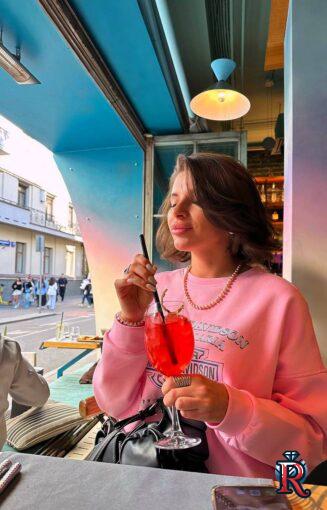 photo_5278426549957293065_y