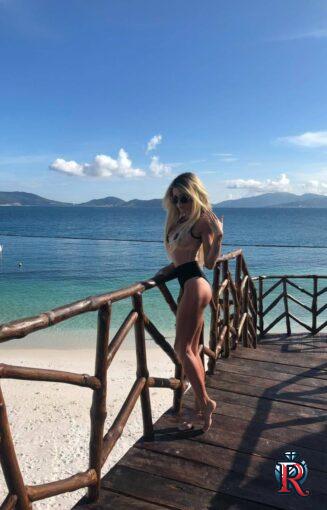 photo_5283236883264030586_y