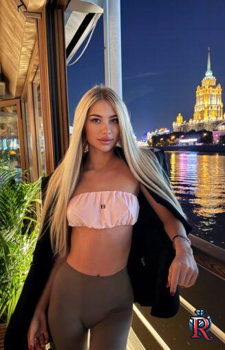 photo_5287359583716769283_y (1)