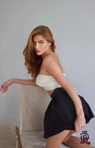 photo_5300917360951161195_y