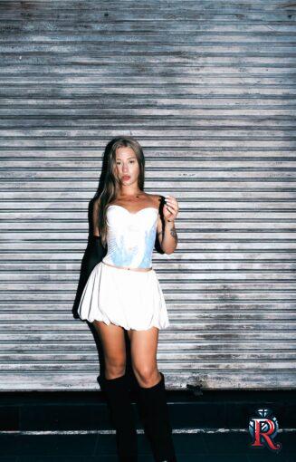 photo_5303147200600804869_y