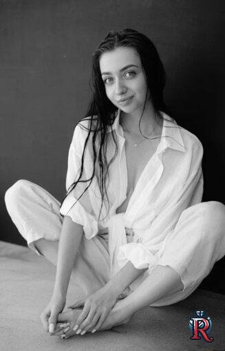 photo_5316502169475736095_y photo_5316502169475736095_y