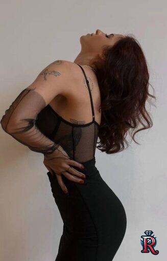 photo_5318753754541059801_y