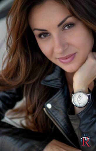 photo_5318826193459470986_y