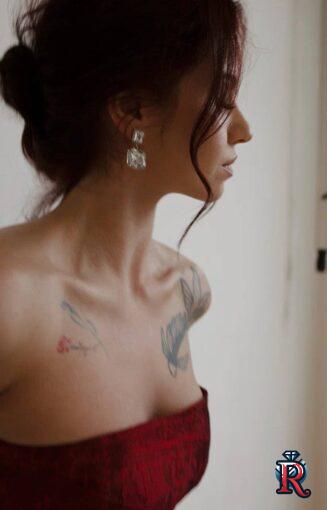 photo_5319234163812987096_y