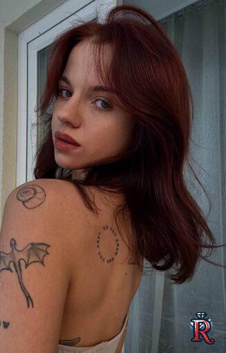 photo_5319234163812987107_y