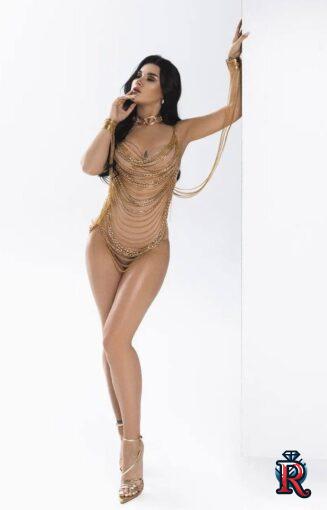 photo_5323556232352623697_y