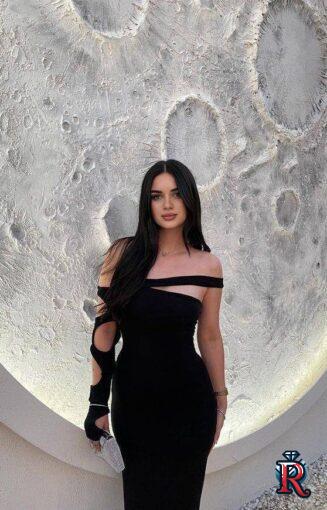 photo_5323556232352623708_y