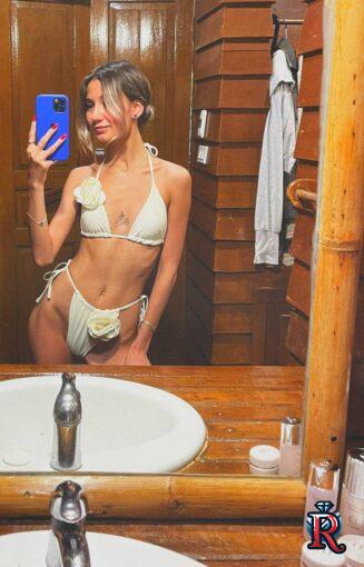 photo_5330559502946267969_y