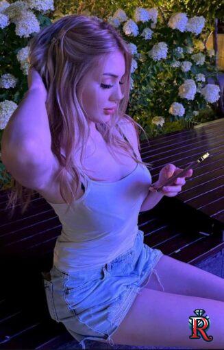 photo_5334822008879441266_y