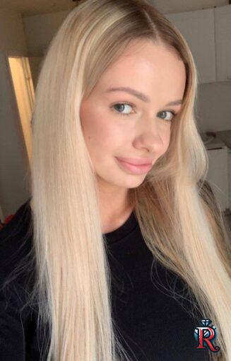 photo_5354804717886240241_y