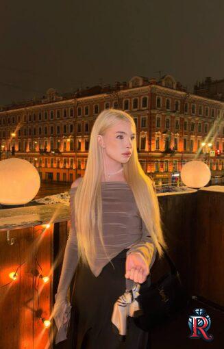 photo_5355286110705676785_y