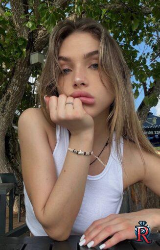 photo_5362094290999833247_y photo_5362094290999833247_y