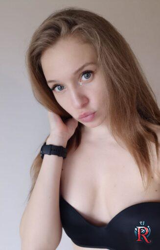 photo_5370646678987728762_y