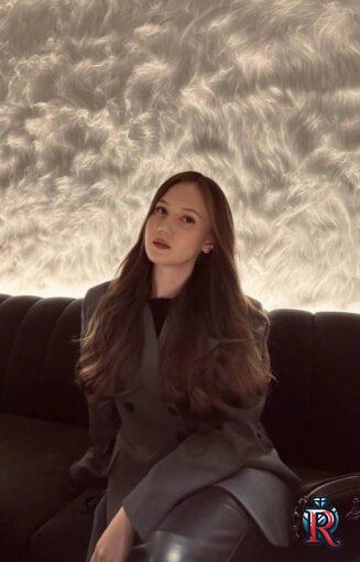 photo_5373180074037215869_y