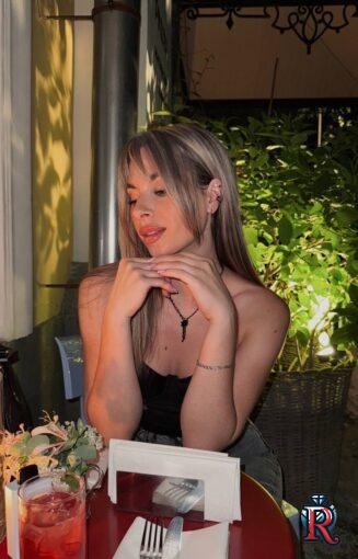 photo_5382330373012321626_y