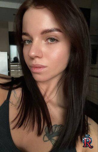 photo_5397647282951810846_y