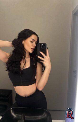 photo_5398113501651791736_y