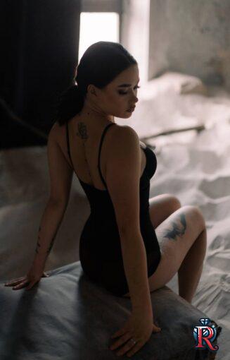 photo_5404646043829791277_y