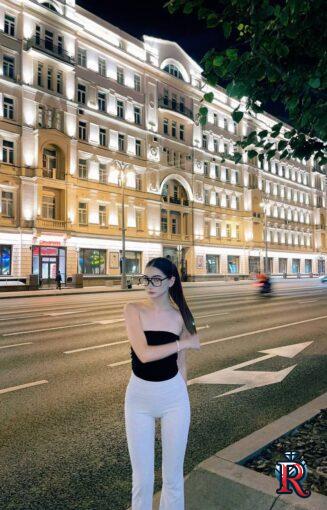 photo_5404726003235942150_y