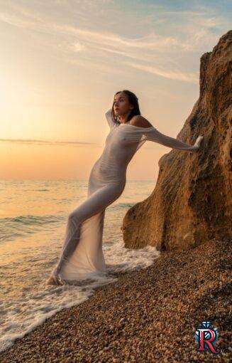 photo_5406776339018677942_y