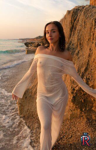 photo_5409316958203148821_y