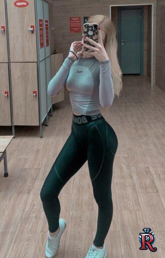 photo_5413421731462380398_y