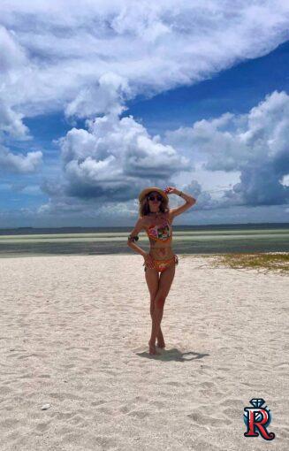 photo_5427173293326201178_y